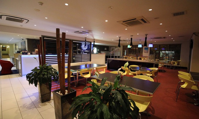Newcastle West Hotel | ibis Newcastle