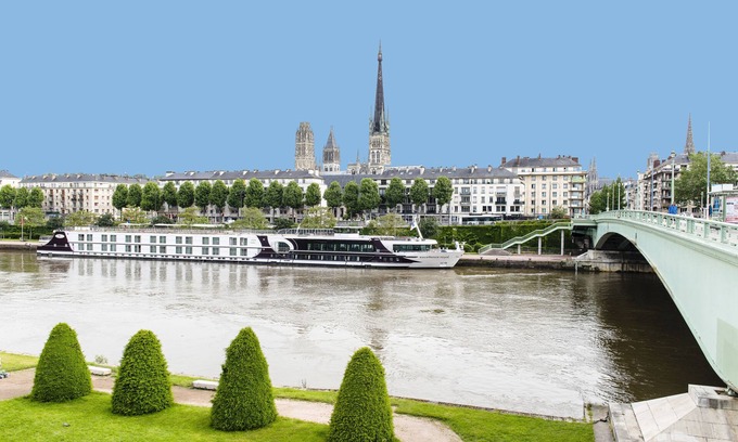 Rouen City Centre Hotel | ibis Styles Rouen Centre Cathedrale