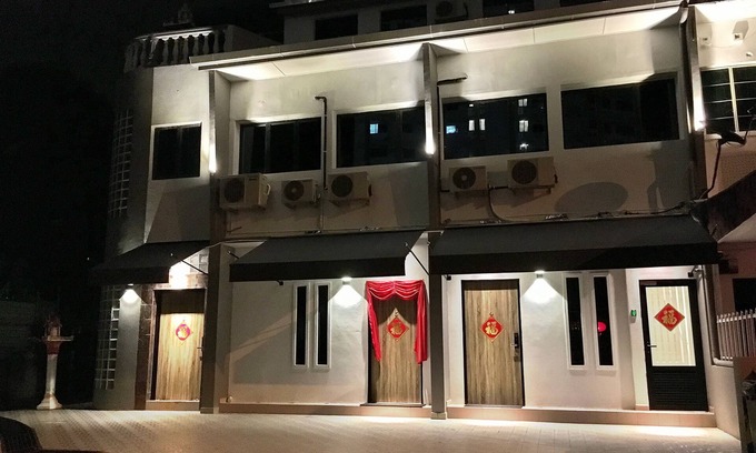 Downtown George Town House | iBook 5 - Scandinavian Suites Room
