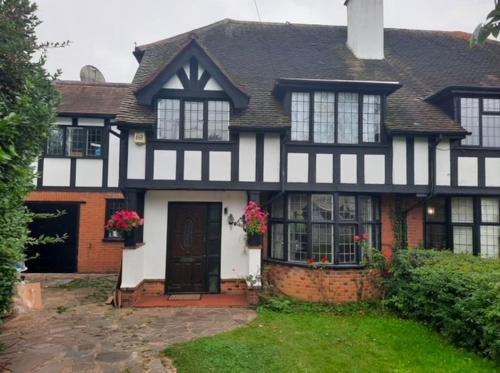 Hainault House | Ibrahim's House