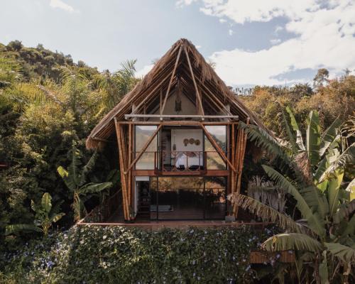 El Penol Ski Chalet | Ibuku Hotel Guatapé - Chalets