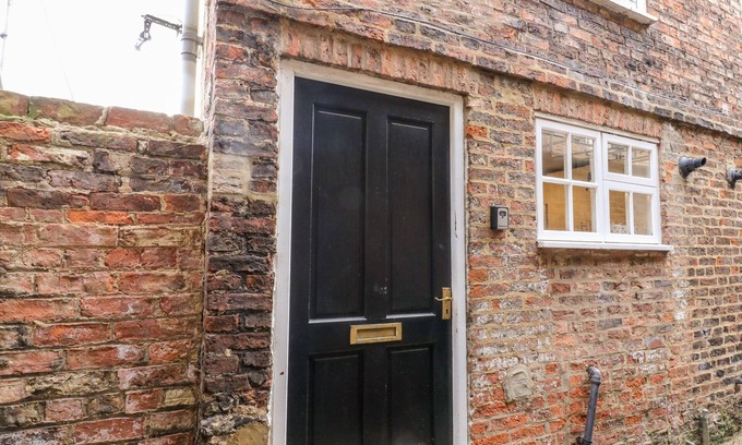Thirsk Cottage | Ickle Pickle Cottage