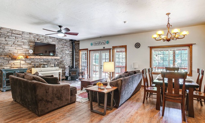 Bonner County House | Idaho Family Home ~ 11 Mi to Lake Pend Oreille