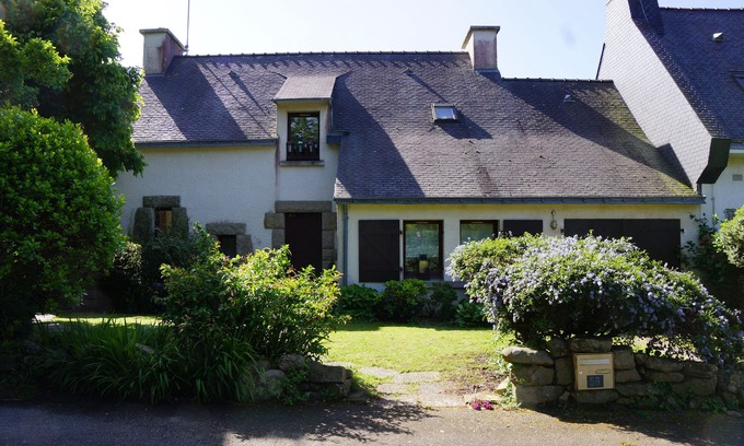 Larmor-Plage House | Ideal for a family-Pleasant garden-house close to the beach 6p- (or option 8p)