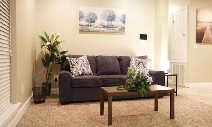 Kreole Apartment | Ideal for Extended Stays & Long-Term Stay