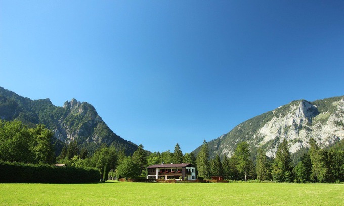 Winkl Apartment | Ideal for families, riders and dog owners