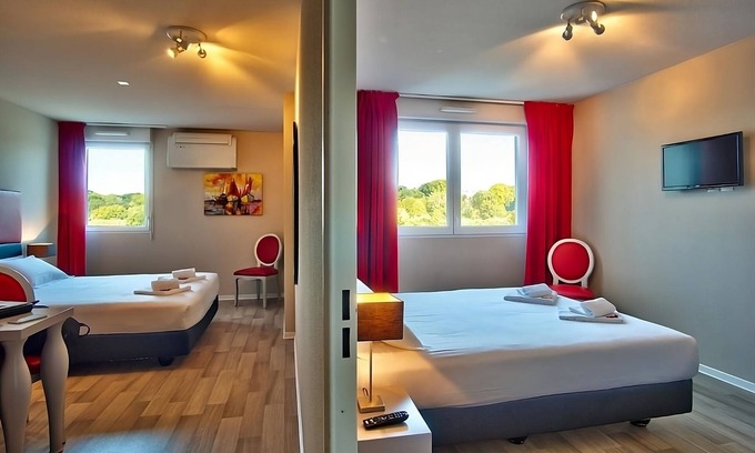 Mouguerre Hotel | Ideal Mix of Comfort and Value! 2 Comfortable Units, Pets Allowed, Free Parking!