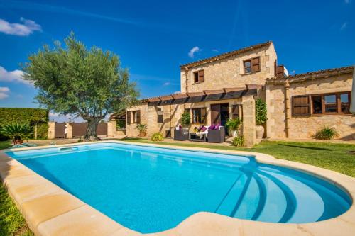 Petra House | Ideal Property Mallorca - Es Puput