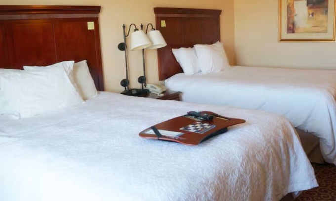 Kingman Hotel | Ideal Road Trip Retreat: Near the Hoover Dam!