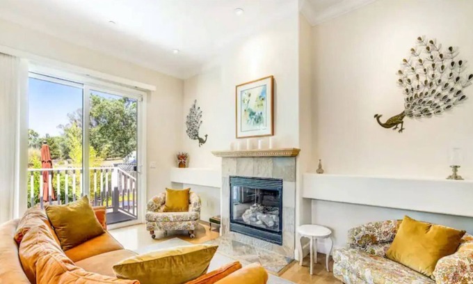 Graton House | IDEAL WINE COUNTRY RETREAT: country elegance, family friendly by design, welcome