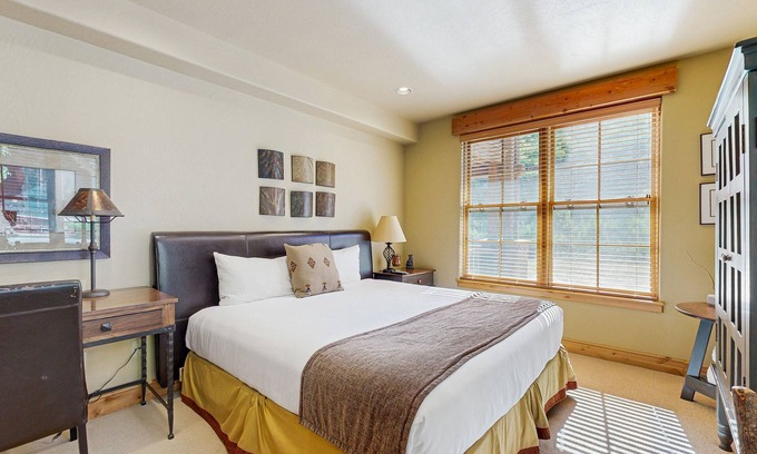 Deer Valley Apartment | Ideally located, quiet, luxurious Deer Valley hotel-style room