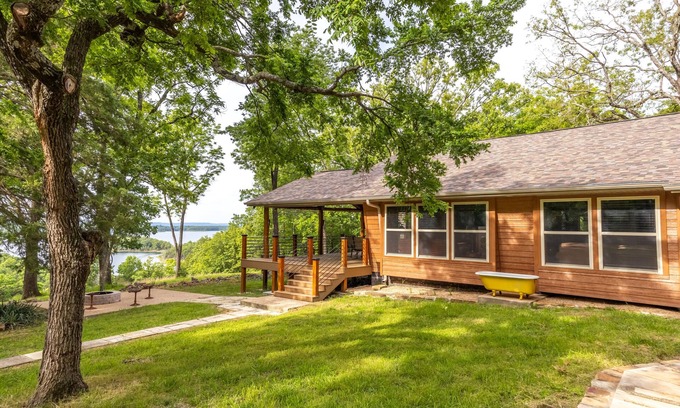 Mountain Home Cabin | Idle Awhile Cabin on 36 Acres – Luxury Meets Historic Charm in the Ozarks