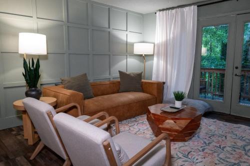 Ashley Oaks Apartment | Idlewood Townhomes 3Beds Apt 3