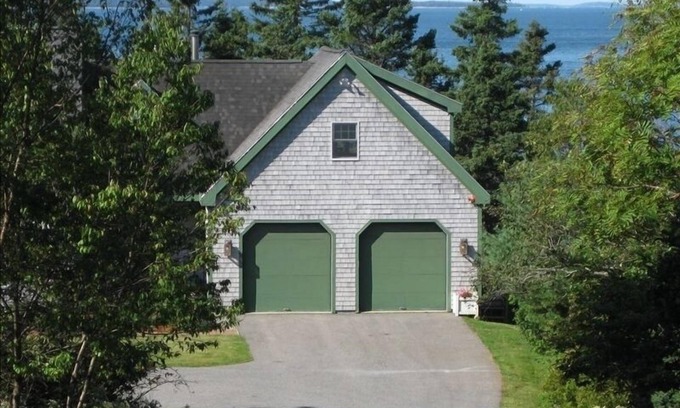Minturn Apartment | Idyllic 1 BR Beachfront Apt, Close to Bar Harbor and Acadia National Park