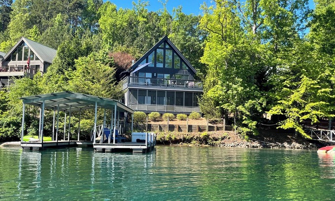 Seneca Cabin | Idyllic lakefront cabin with dock on Lake Keowee - 20 minutes from Clemson!