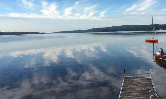 Oxford Cabin | Idyllic Panoramic Waterfront Maine Camp Cabin