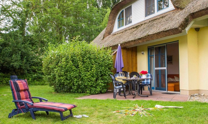 Puddemin House | Idyllic Thatched Cottage Hawthorn 1 with Sauna and Fireplace - DHH Hawthorn 1