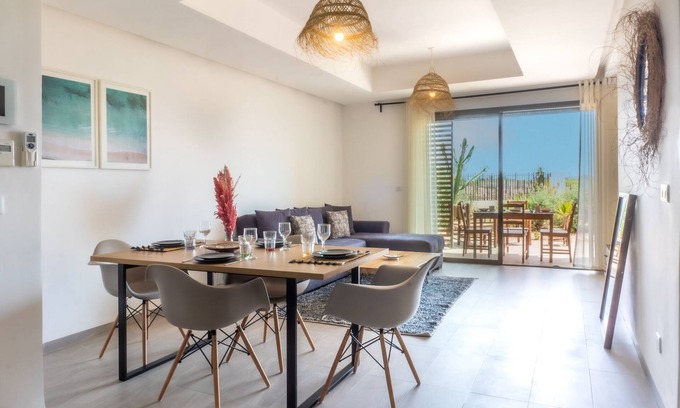 Tamrhakht Apartment | Ijdi Taghazout - T3 Luxe - Piscine - 4 or 5 Px