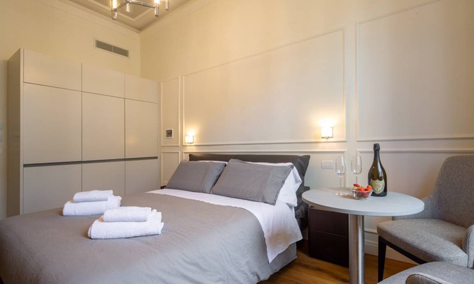 Duomo Apartment | Il Magnifico Suite A