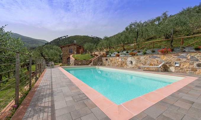 Vorno Villa | Il Podere - My Rental Homes