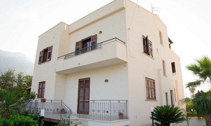 Castelluzzo Bed & Breakfast | Il Tramonto B&B