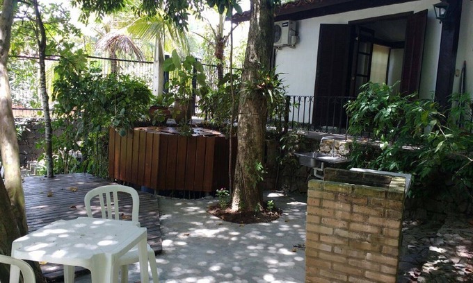 Pereque Ski Chalet | Ilhabela Chalet 100m from the beach, near the village - 1 suite