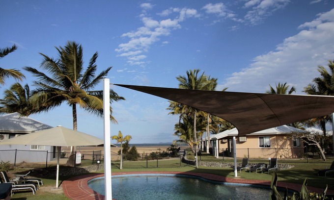 South Mackay Hotel | Illawong Beach Resort