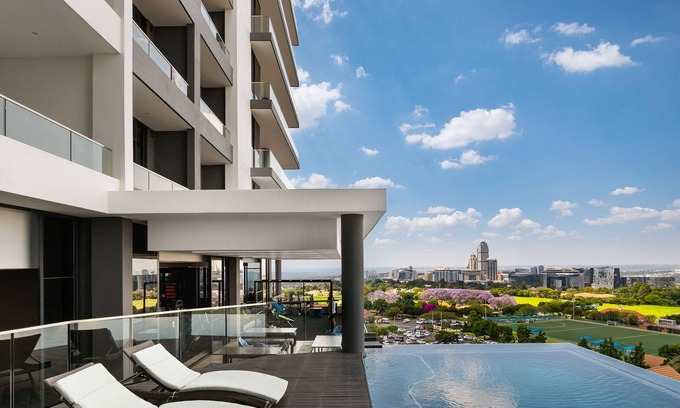 Greater Johannesburg Metropolitan Area Apartment | Illovo Central Apartments