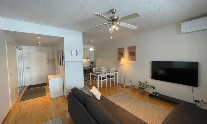 Lahti Apartment | Ilmastoitu 55 m2 huoneisto saunalla Lahden satamassa