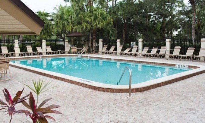 Hendry Creek Condo | Immaculate Fort Myers Condo, ideal location-quiet