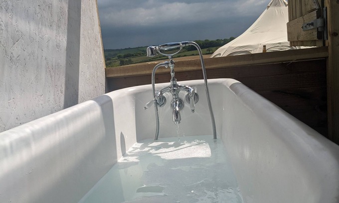 Bideford RV Rental | Immaculate Lotus Belle Tent Retreat, North Devon