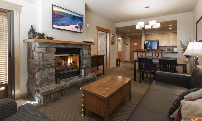 Whitefish Condo | Immaculate ski in ski out condo - direct ski in and out, winter hot tub , gym, covered parking!!
