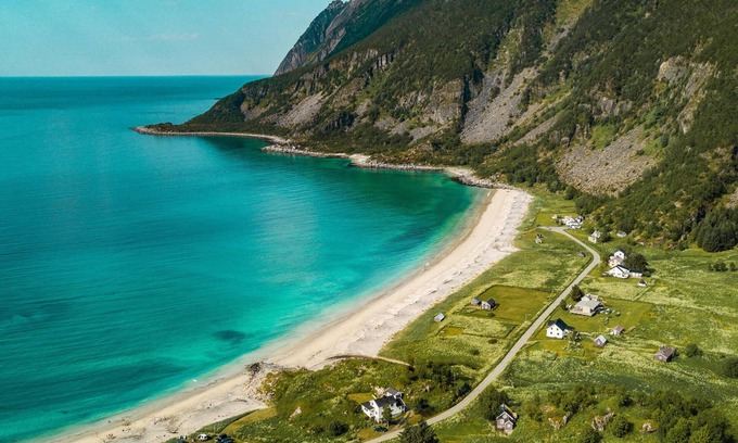 Bowery House | Immersed in a culture of creativity and surrounded by vibrant street art !