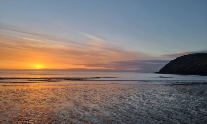 St Bees Cottage | Impeccable Beachfront 2-Bed Cottage in St Bees