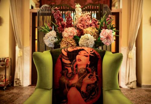 Yi County Hotel | Imperial Guard Boutique Hotel御前侍卫艺术精品酒店