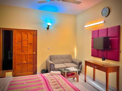 PECHS Hotel | Imperial Guest House Karachi