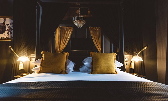 York Hotel | Impossible Motel