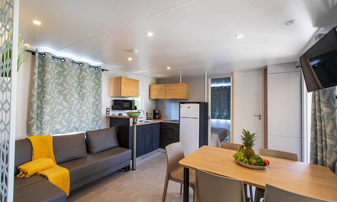 La Garde-Freinet House | Impossible to cancel account hosting no longer exists!