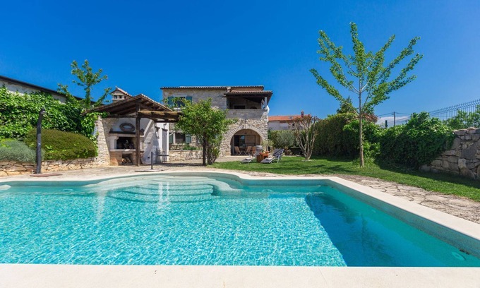 Vosteni House | Impressive finca with private pool, sea view, baby cot and special interior