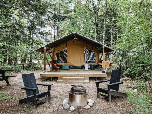 North Woodstock Other | Impressive Romantic Safari Tent with Outdoor Sauna in New Hampshire