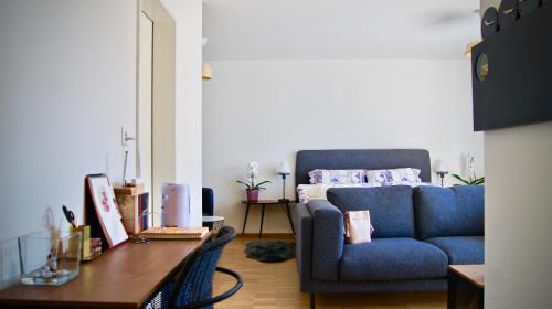 Vorstadte Apartment | In Swiss Home - Barfüsserplatz BAR street Apartment
