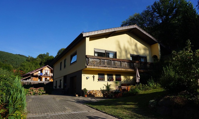 Bruchweiler-Baerenbach Apartment | In the Dahner Felsenland