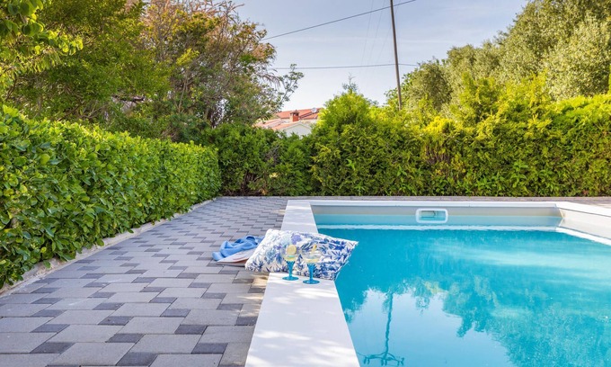 Smoljanci House | In the heart of Istria, in the small rural village Smoljanci, stands this beautiful vacation home.