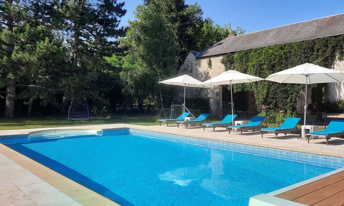 Fondettes House | IN THE HEART OF THE LOIRE CASTLES, 8km TOURS, PRETTY HOUSE, HEATED POOL, TENNIS