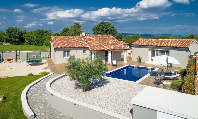 Filipana House | In the small village of Filipana, not far from the town of Vodnjan, you will find this vacation home