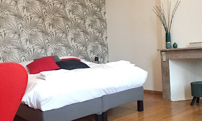 Patershol Apartment | In the very heart of the Historic Center, beautiful residence.