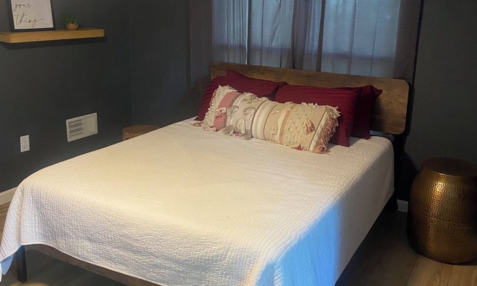 Decatur House | In this newly remodeled home, you will be loving the lake life.