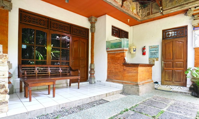 Dyanapura Hotel | Inada Losmen