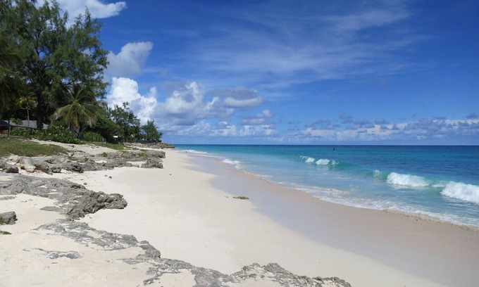 Silver Sands Apartment | Inchcape Seaside Villas right on Silver Sands Beach - "Tower" 1 bedroom/3 floors
