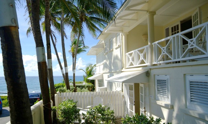 Silver Sands Apartment | Inchcape Seaside Villas right on Silver Sands Beach - Garden Apartment